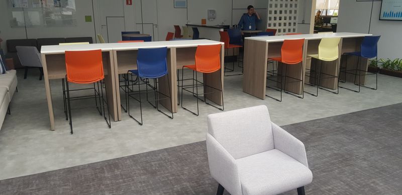 Banqueta Connect Estrutura Cromada Banqueta Connect Estrutura Cromada